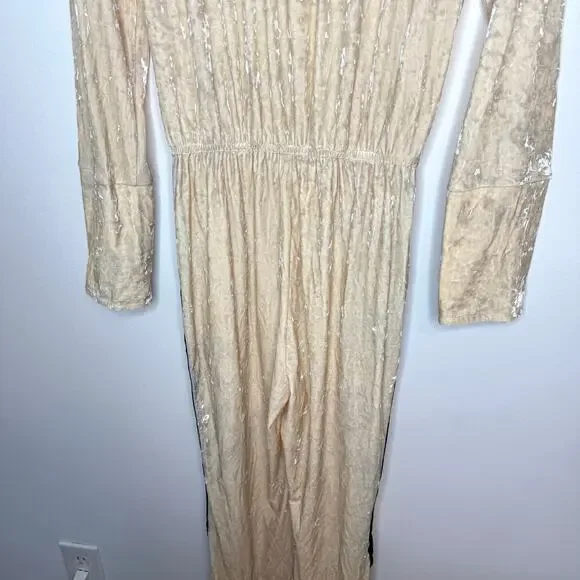 Free People We Are HAH Jump On It Velvet Jumpsuit In Almond Milk Size Large New - Picture 13 of 16